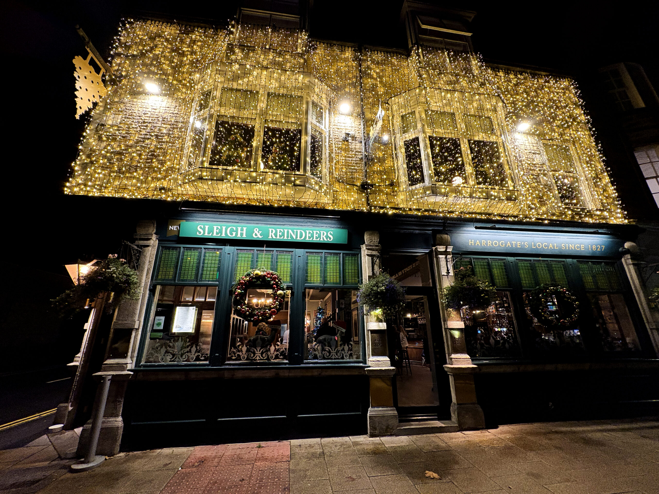 The coach and Horses at Christmas